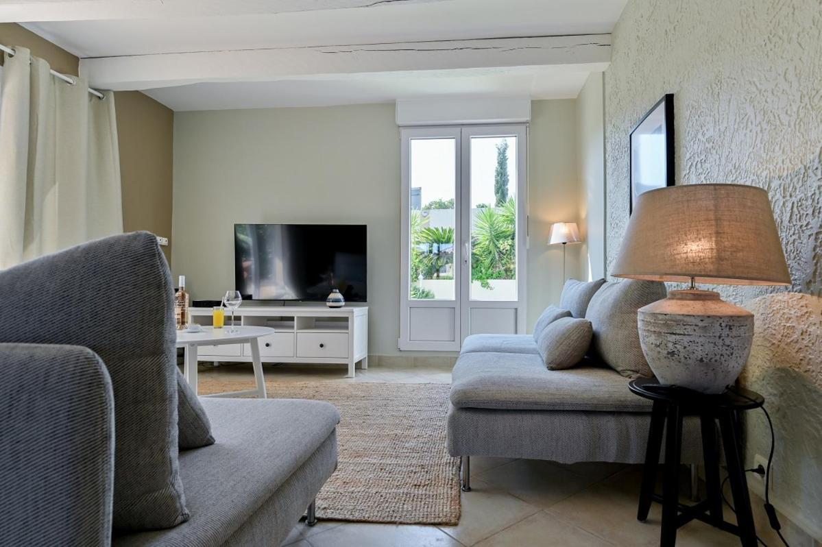 Residence La Menado Cavalaire-sur-Mer Exterior photo