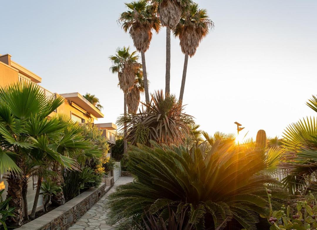 Residence La Menado Cavalaire-sur-Mer Exterior photo