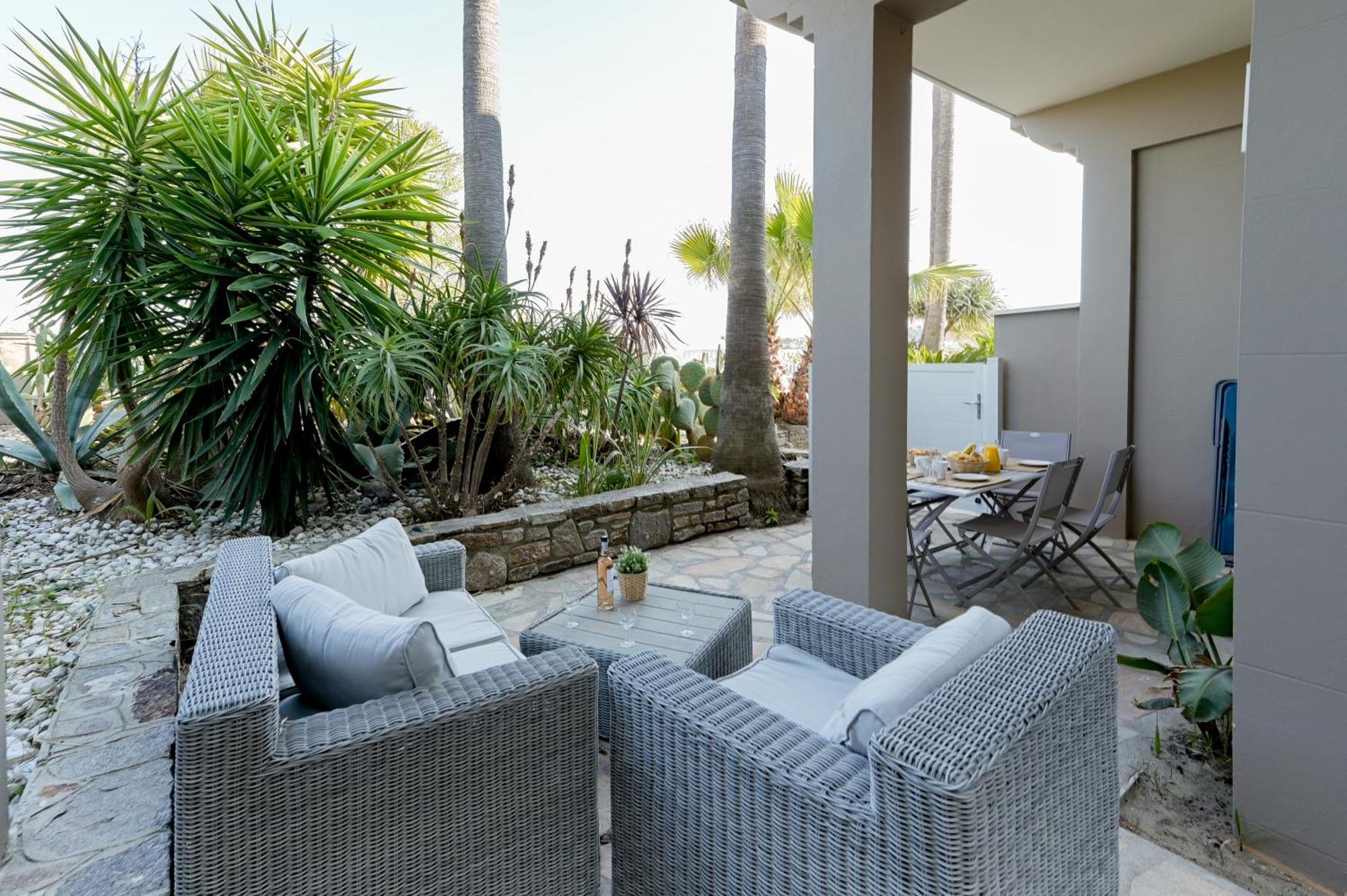 Residence La Menado Cavalaire-sur-Mer Exterior photo